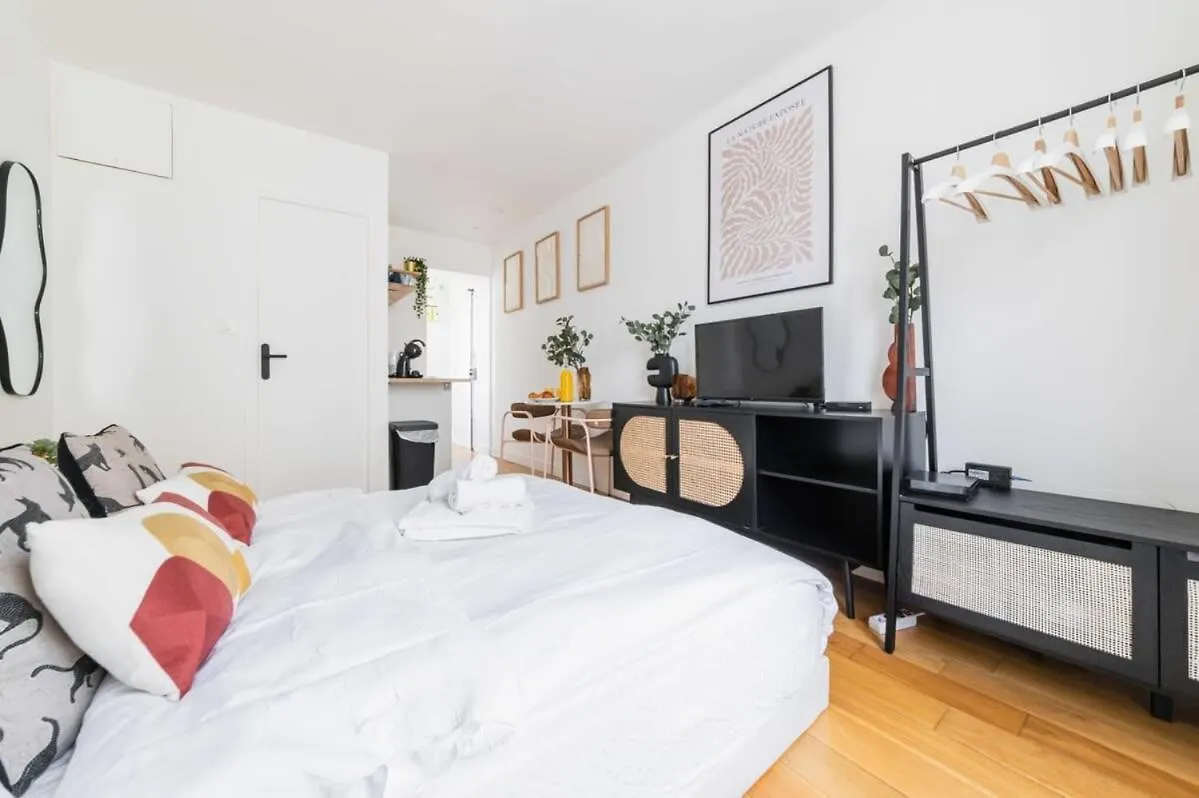 Appartement Studio Fonctionnel Et Confortable - Paris 10 - 2P - Flat-Guest